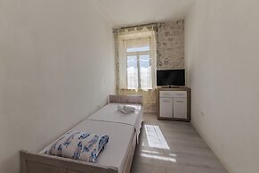 Apartments Karlo on the seafront