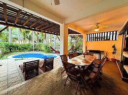 Villas Le Suisse Monterrico