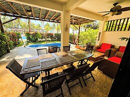 Villas Le Suisse Monterrico