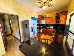 Villas Le Suisse Monterrico