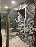 Lily Apart - Waterlane Pool & Gym