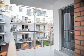 Lily Apart - Waterlane Pool & Gym