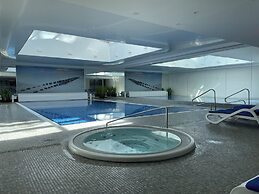 Lily Apart - Waterlane Pool & Gym