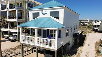 Beautiful Home in Gulf Shores With Private Pool, Sleeps 12