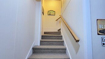 Beautiful Home in Gulf Shores With Private Pool, Sleeps 12