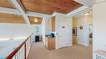 Beautiful Home in Gulf Shores With Private Pool, Sleeps 12