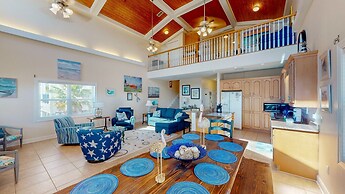 Beautiful Home in Gulf Shores With Private Pool, Sleeps 12