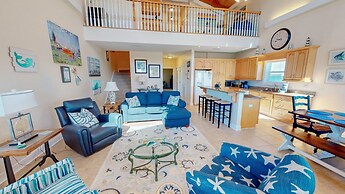 Beautiful Home in Gulf Shores With Private Pool, Sleeps 12