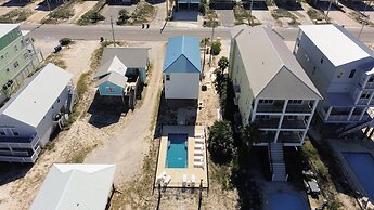 Beautiful Home in Gulf Shores With Private Pool, Sleeps 12