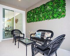 Storey Lake Resort, Private Pool, Near Famous Attractions!!