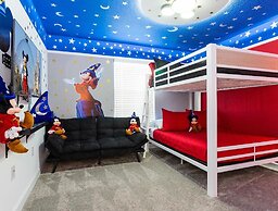 Storey Lake Resort, Private Pool, Near Famous Attractions!!