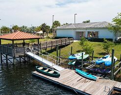 Storey Lake Resort, Private Pool, Near Famous Attractions!!