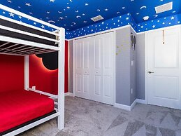 Storey Lake Resort, Private Pool, Near Famous Attractions!!