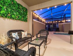 Storey Lake Resort, Private Pool, Near Famous Attractions!!