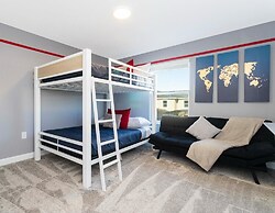 Storey Lake Resort, Private Pool, Near Famous Attractions!!