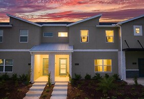 Storey Lake Resort, Private Pool, Near Famous Attractions!!