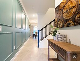 Storey Lake Resort, Private Pool, Near Famous Attractions!!