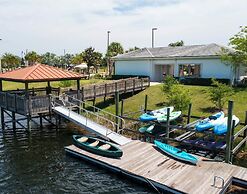 Storey Lake Resort, Private Pool, Near Famous Attractions!!