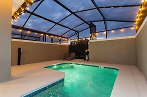 Storey Lake Resort, Private Pool, Near Famous Attractions!!