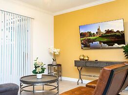 Storey Lake Resort, Private Pool, Near Famous Attractions!!