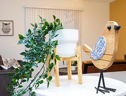 Storey Lake Resort, Private Pool, Near Famous Attractions!!