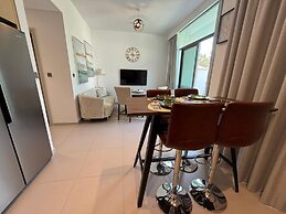 Elegant Stay in Ranches Villa