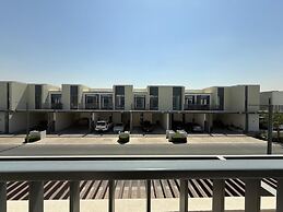 Elegant Stay in Ranches Villa