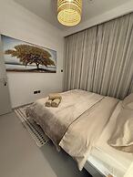 Elegant Stay in Ranches Villa