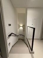 Elegant Stay in Ranches Villa