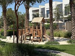 Elegant Stay in Ranches Villa