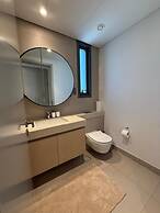 Elegant Stay in Ranches Villa