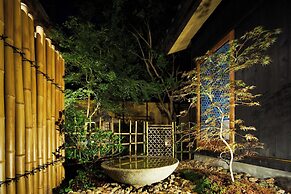 Miro Shijo Kawaramachi Tei