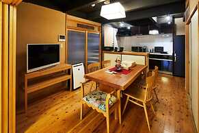 Miro Shijo Kawaramachi Tei