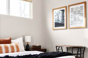 East Side Sanctuary Hot Tub  Sauna