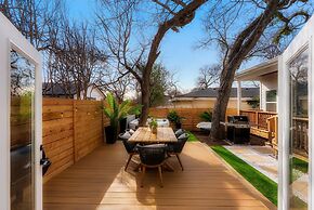 East Side Sanctuary Hot Tub  Sauna