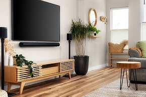 East Side Sanctuary Hot Tub  Sauna