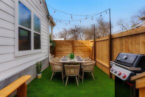East Side Sanctuary Hot Tub  Sauna