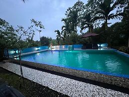 South Summer Villa 360