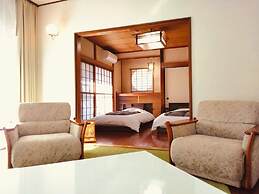 Kaederesort Kinugawaonsen