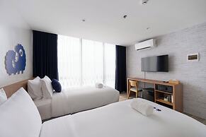 Kokotel Cebu Adira