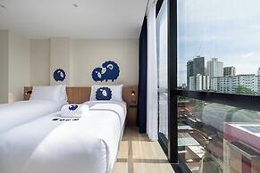 Kokotel Cebu Adira