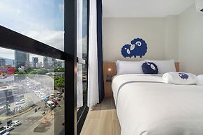 Kokotel Cebu Adira