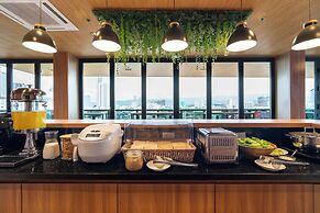 Kokotel Cebu Adira