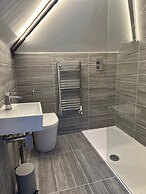 Stylish, Contemporary Home in Earl Shilton