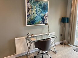 Stylish, Contemporary Home in Earl Shilton