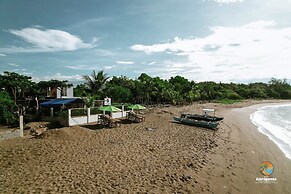 Isla Enriqueta - Private Beach Resort