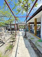 Isla Enriqueta - Private Beach Resort