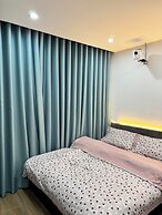 Ly Apartment & Home