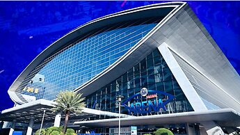 MOA Aseana Central Prime Accommodations