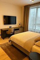 The MYDE Self Check-in Studios